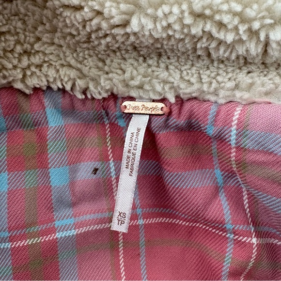 Free People Flannel Lined Sherpa Distressed Denim Trucker Jacket - Picture 7 of 9